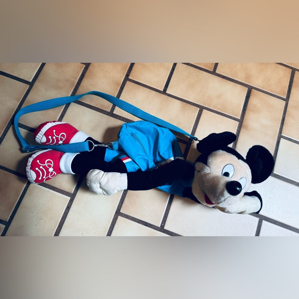 Vintage Disney Mickey Mouse Plush Crossbody Bag